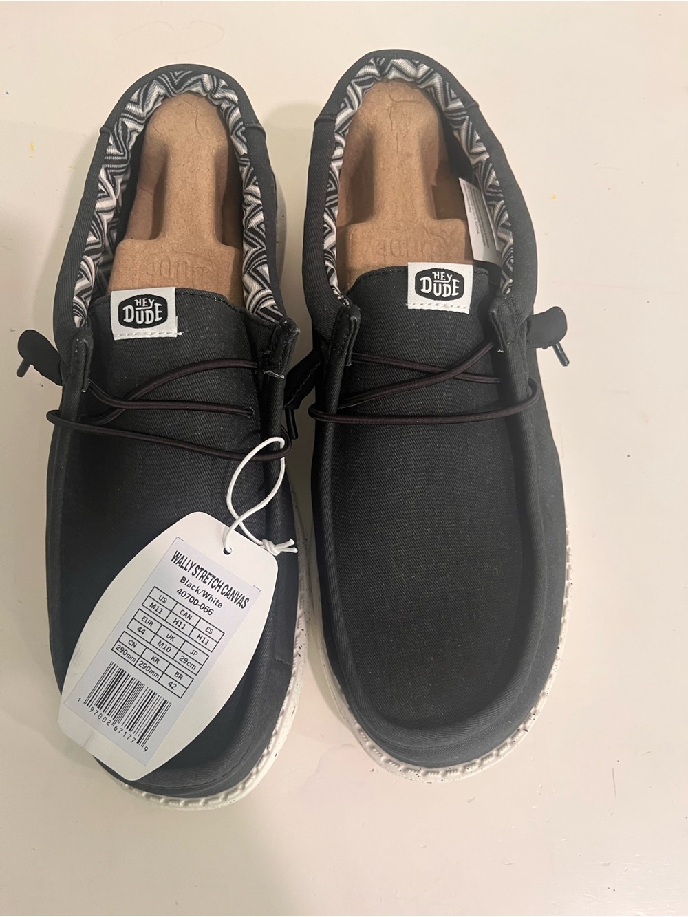 HEYDUDE Wally Stretch Canvas Black White Sneakers Men’s 11 NWT